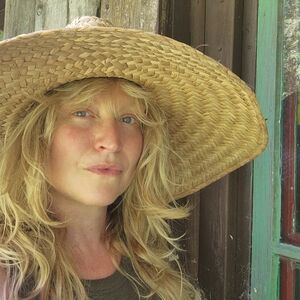 Meet your Posher, May